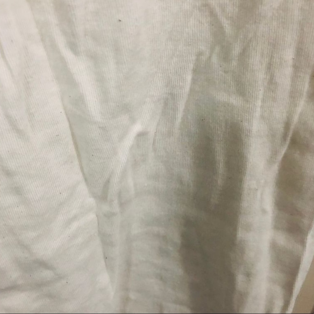 White tank top - Picture 2 of 3